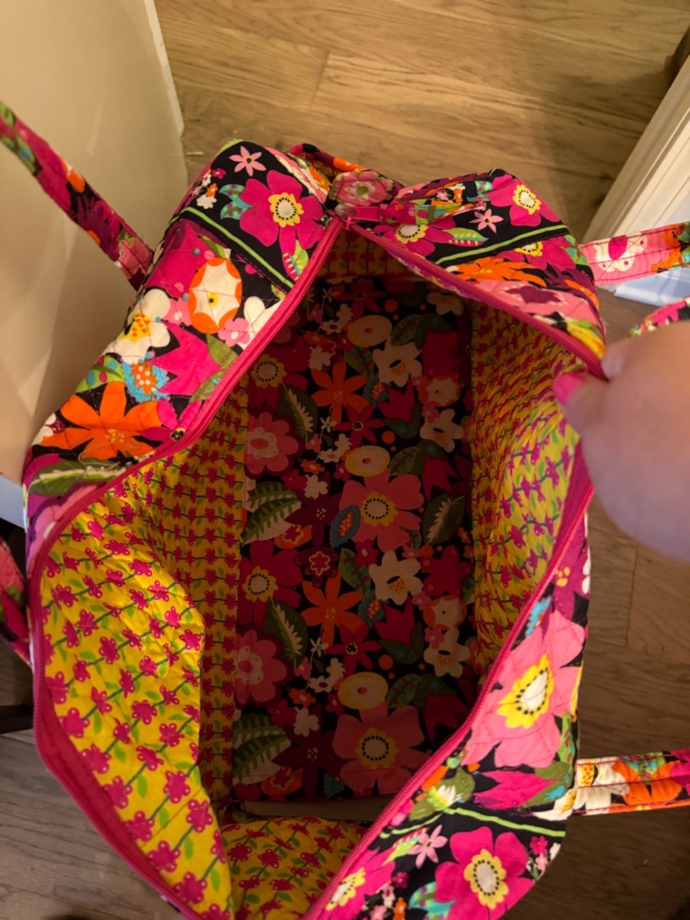 Quilted Floral Weekender Bag in Bright Pink - Picture 2 of 2